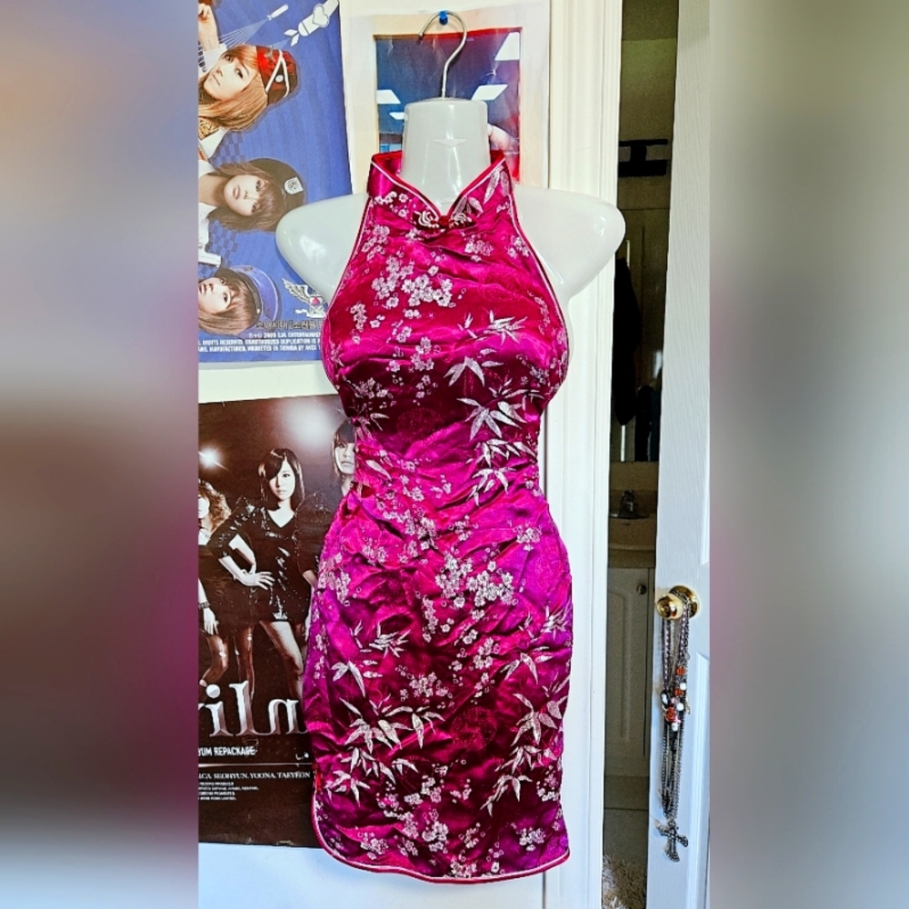 Chinese Style Sleeveless Dress